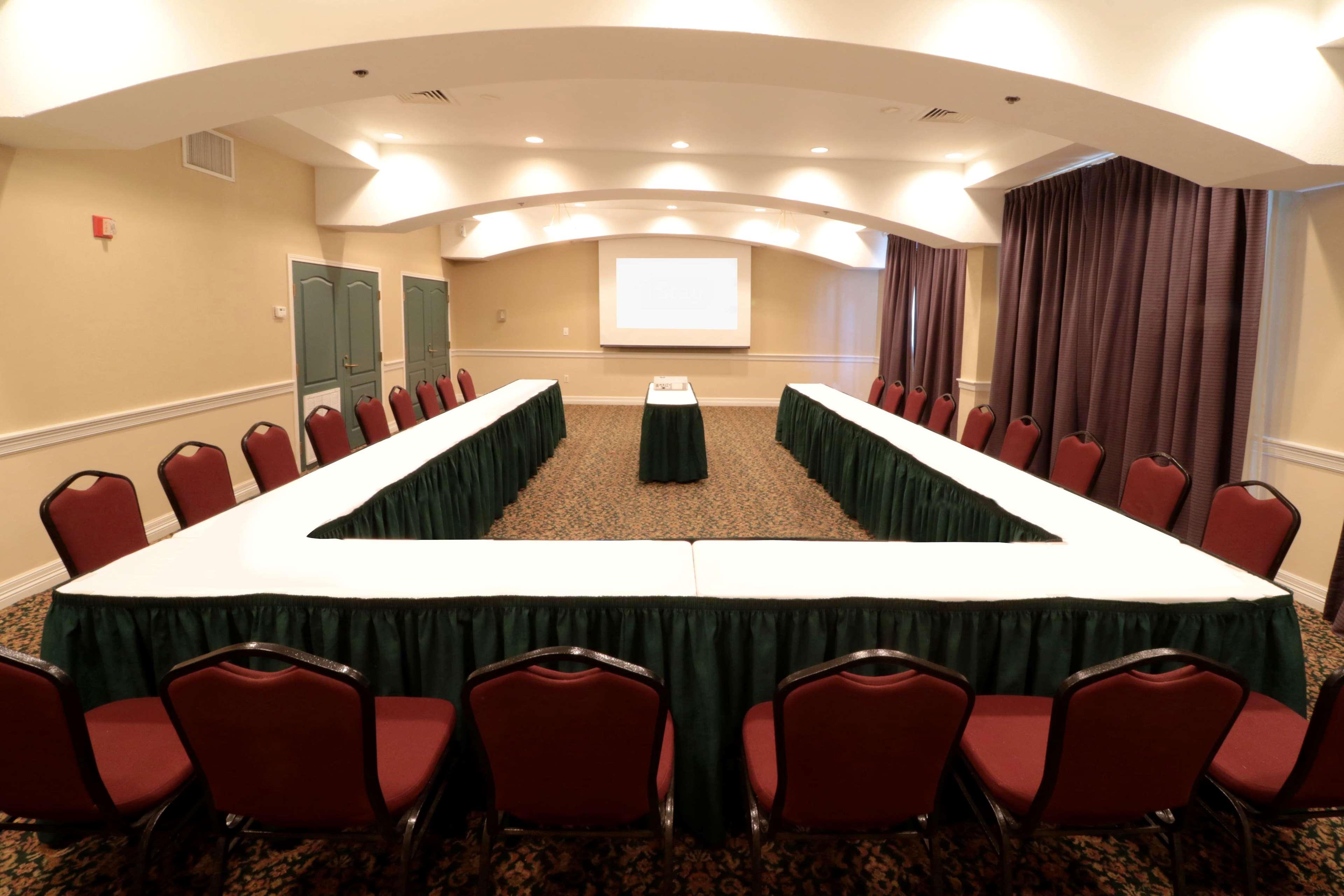 Wyndham Garden Mcallen At La Plaza Mall Bagian luar foto