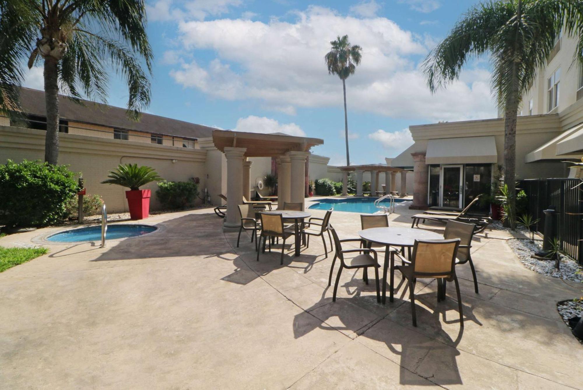 Wyndham Garden Mcallen At La Plaza Mall Bagian luar foto