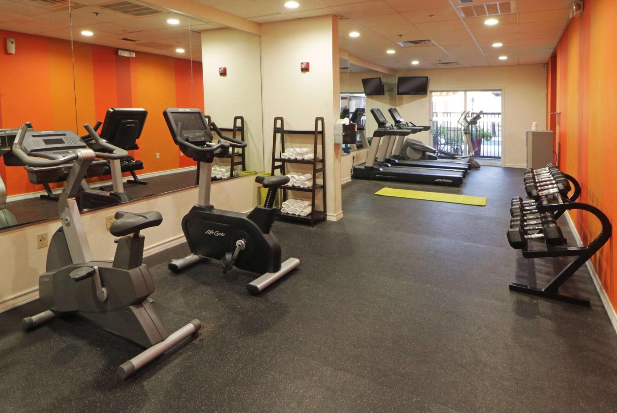 Wyndham Garden Mcallen At La Plaza Mall Bagian luar foto