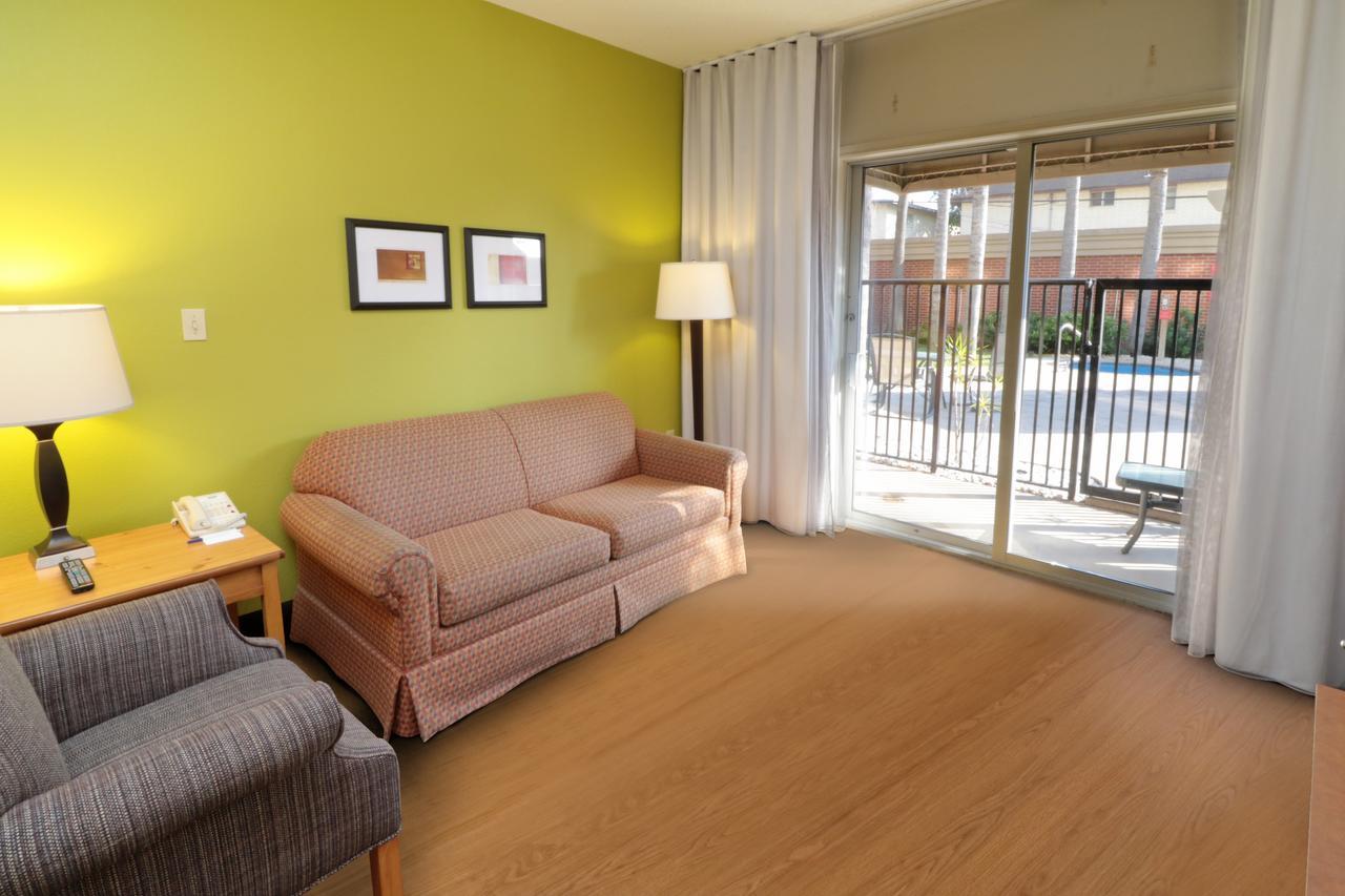 Wyndham Garden Mcallen At La Plaza Mall Bagian luar foto